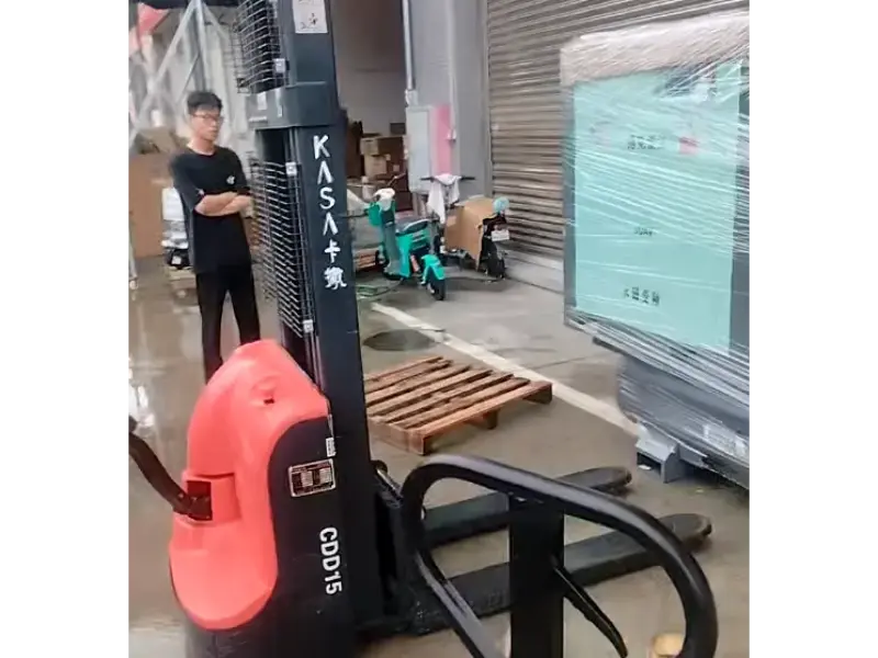 Reputation Drives Trust | Air Compressor Prepared for Shipment from Foshan Factory to Fujian Customer